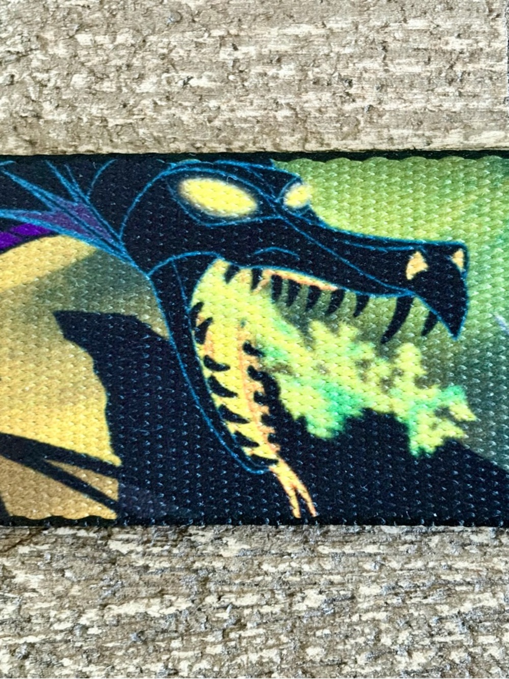 Buckle-Down Disney Villains Dog Collar (Maleficent/Sleeping Beauty) Size: LARGE - Picture 4 of 15